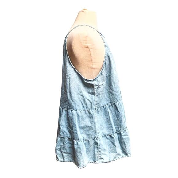 Light Jean Chambray Tank Top - Picture 3 of 9
